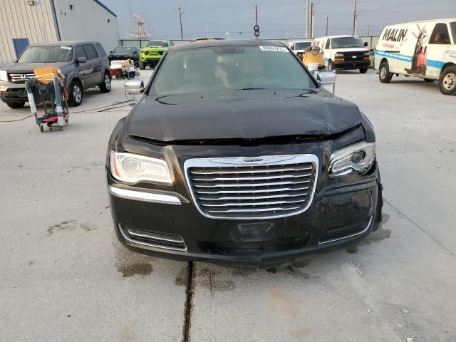 Chrysler 300 Image 5
