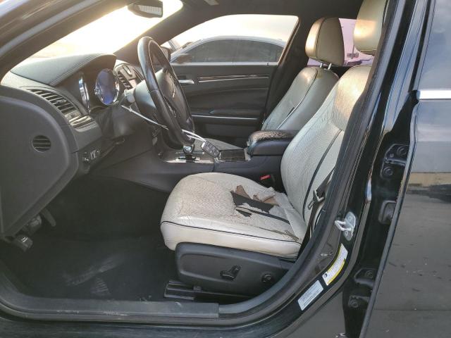 Chrysler 300 Image 8