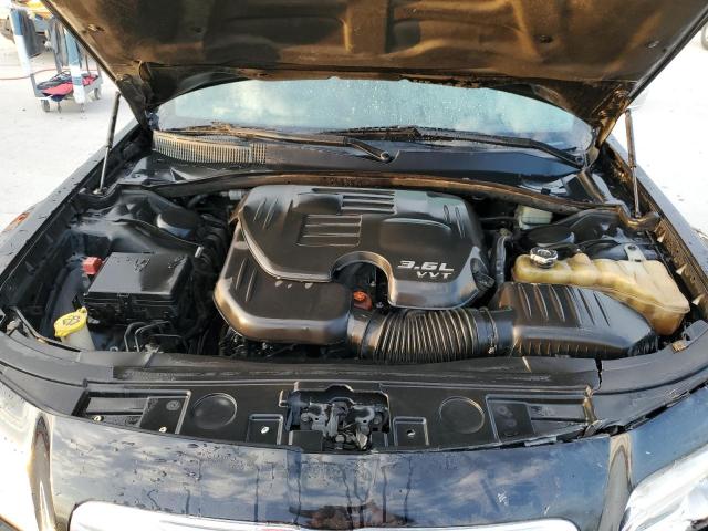 Chrysler 300 Image 10