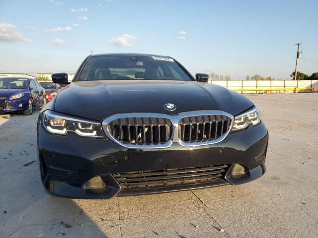 BMW 3 Series Image 4