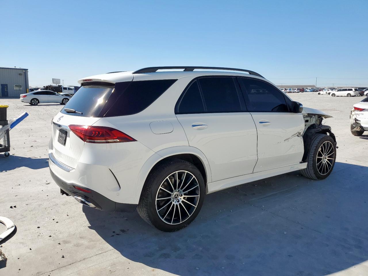 Mercedes-Benz GLE 350 Image 8
