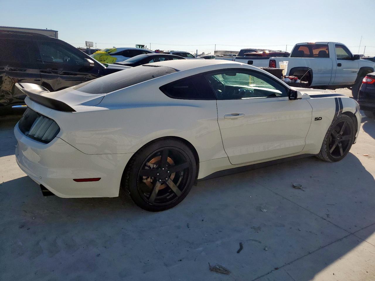 Ford Mustang Gt Image 6