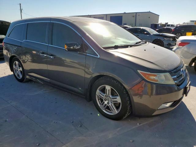 Honda Odyssey Touring Image 3