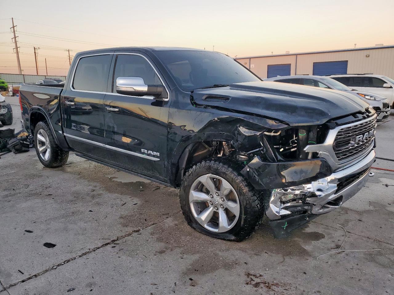 Ram 1500 Limited Image 5