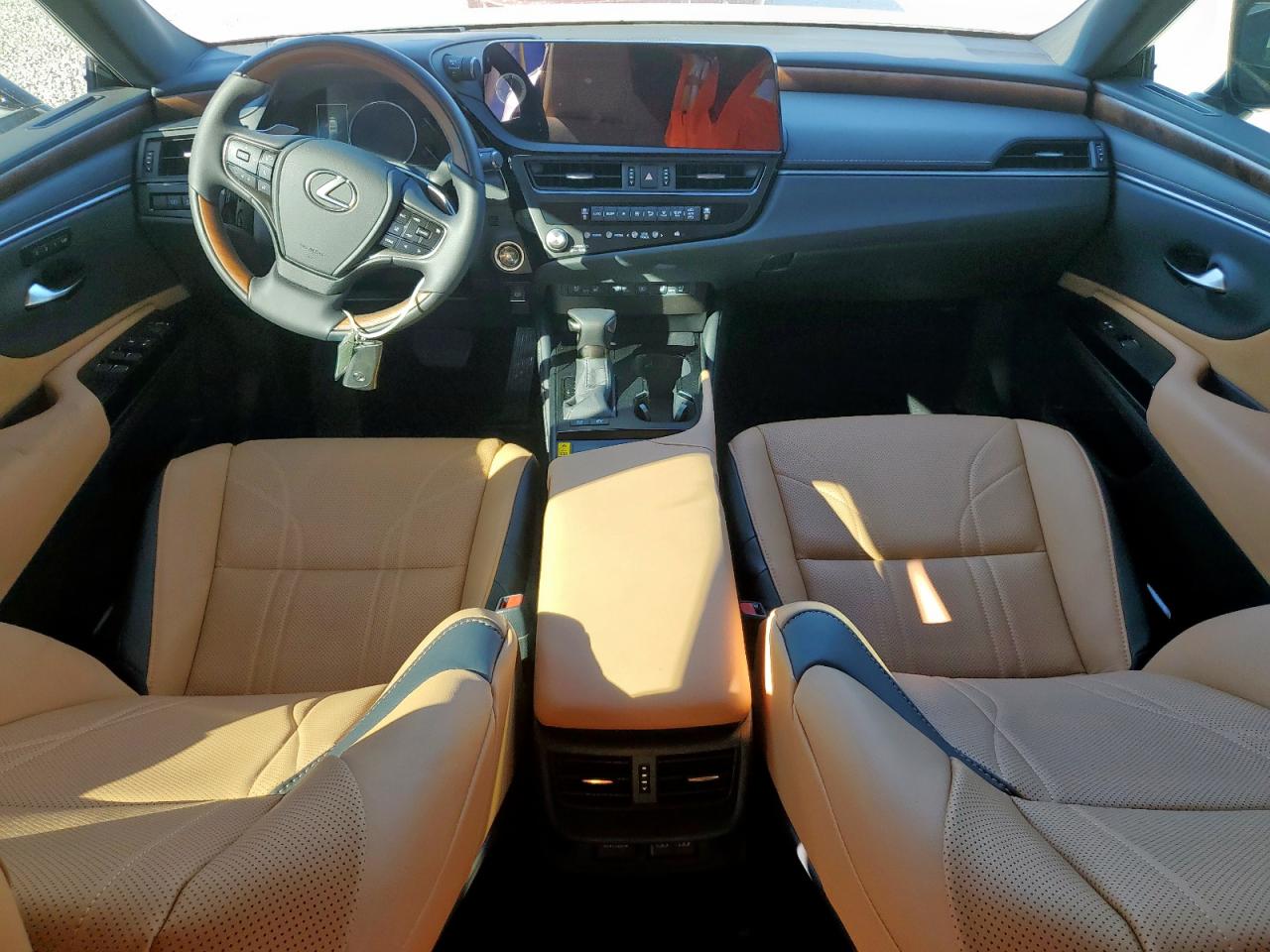 Lexus Es 300h Base Image 11