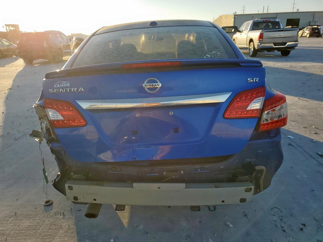 Nissan Sentra S Image 6