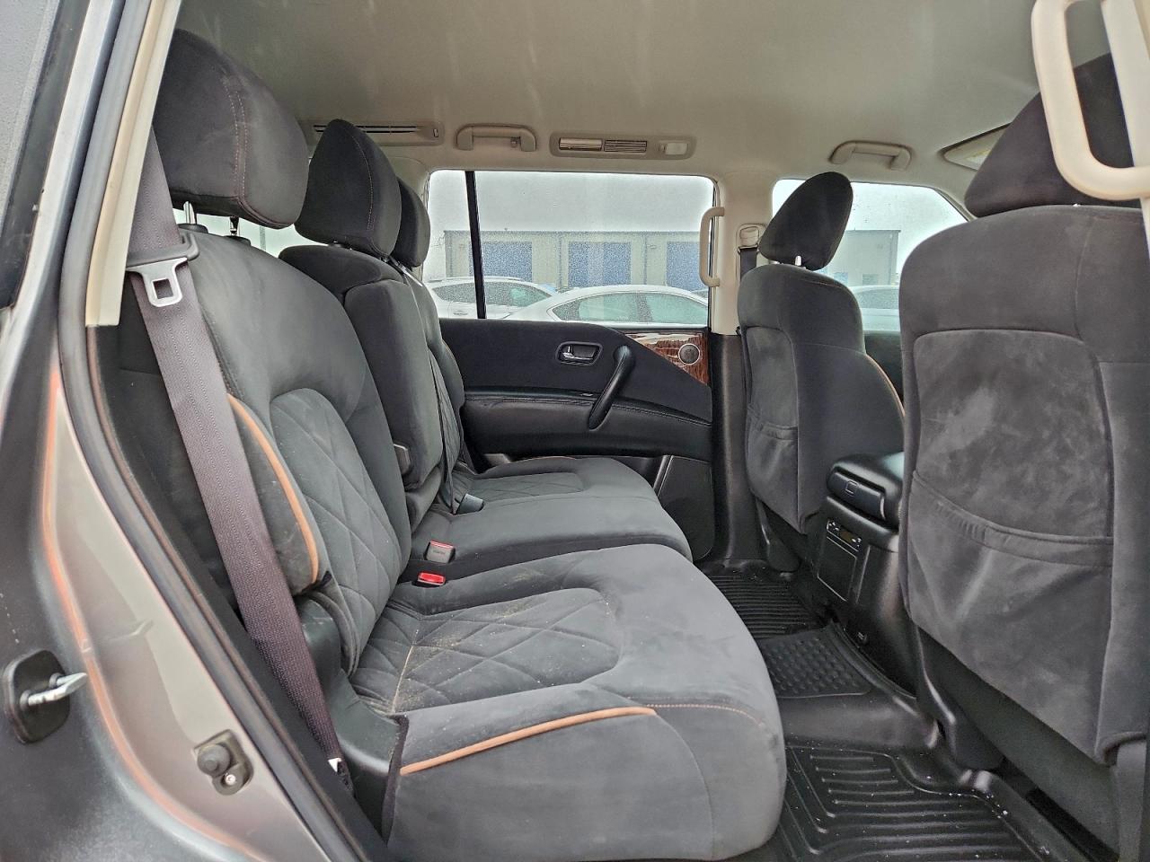 Nissan Armada Sv Image 11