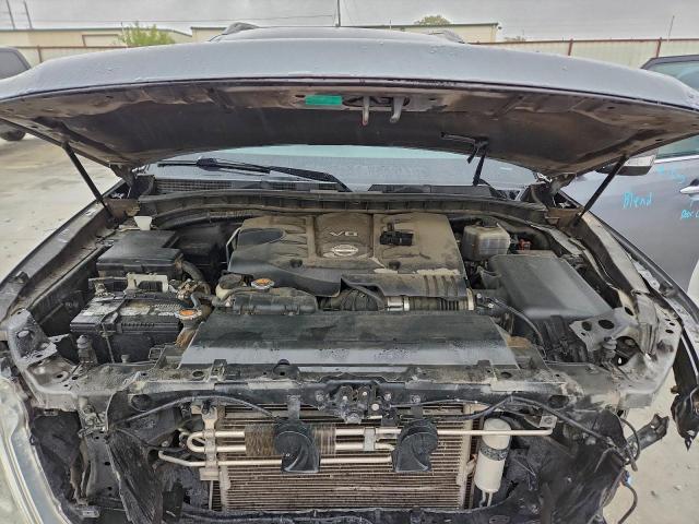 Nissan Armada Sv Image 9