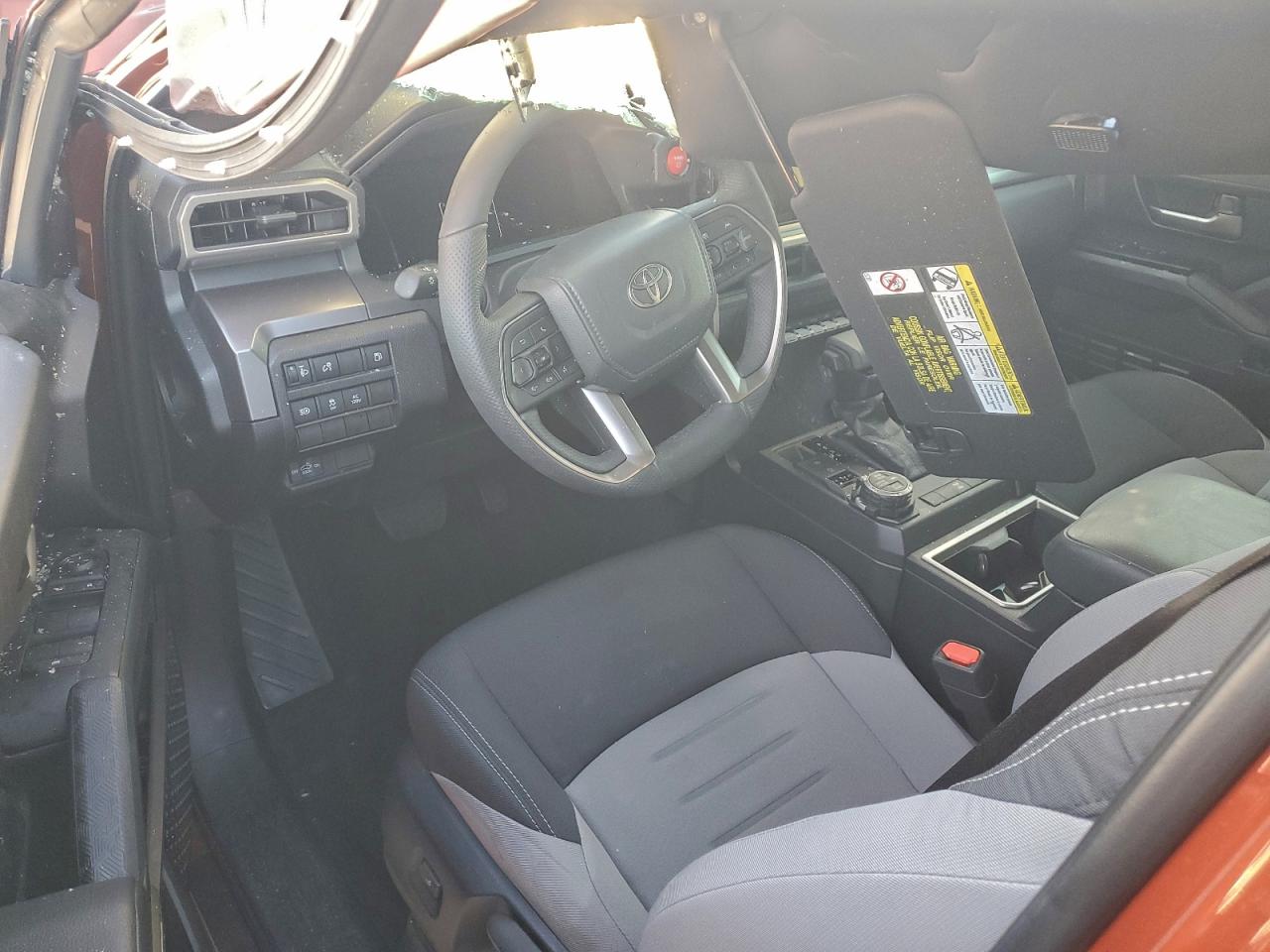 Toyota Tacoma Double Cab Image 11