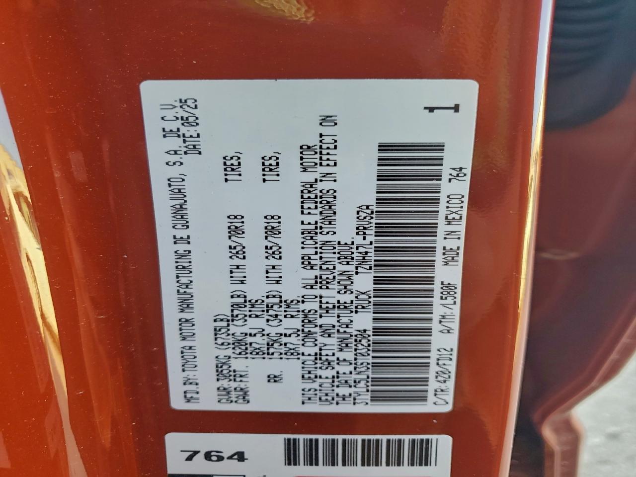 Toyota Tacoma Double Cab Image 12