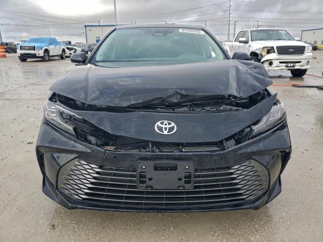 Toyota Camry Xse Image 8