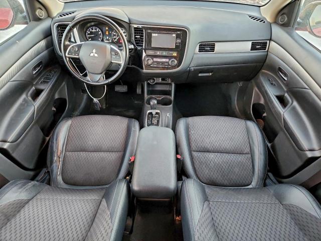 Mitsubishi Outlander Se Image 7