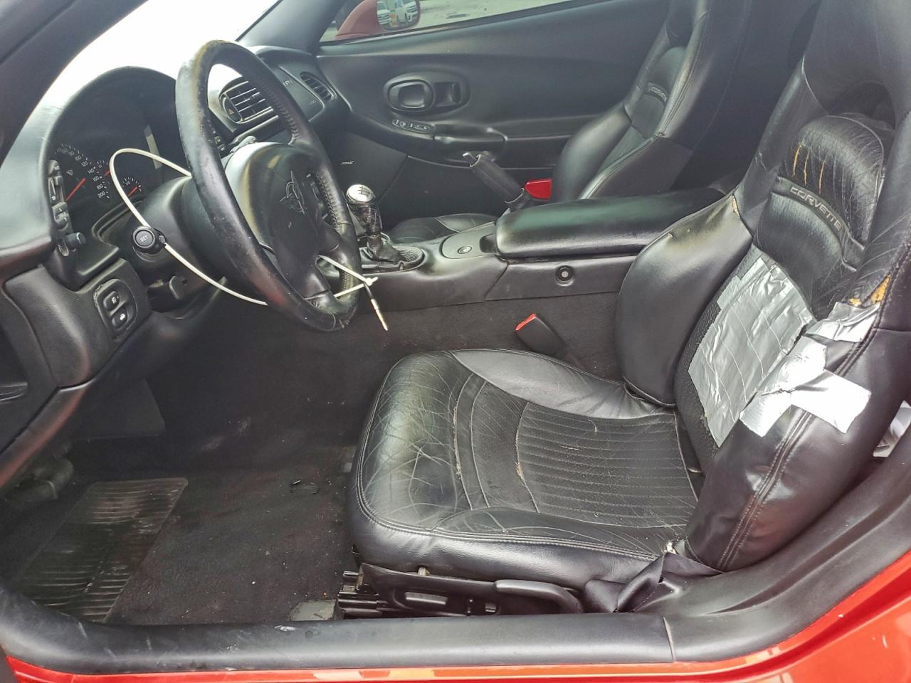 Chevrolet Corvette Image 12