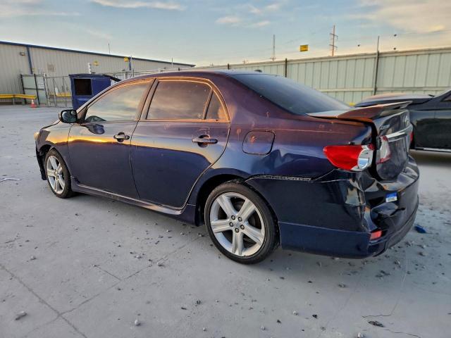 Toyota Corolla Base Image 7