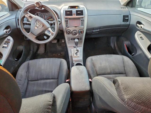 Toyota Corolla Base Image 5