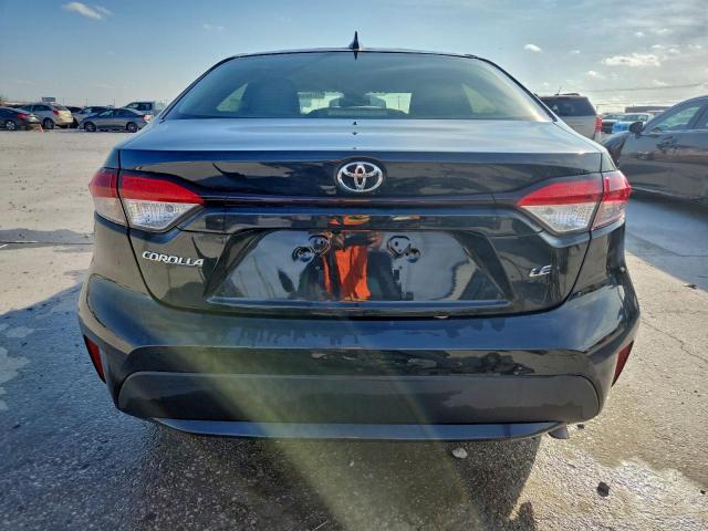 Toyota Corolla Le Image 5