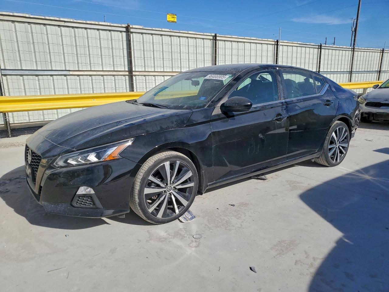 Nissan Altima Sr Image 1