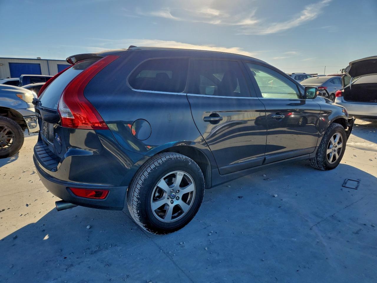 Volvo XC60 3.2 Image 2