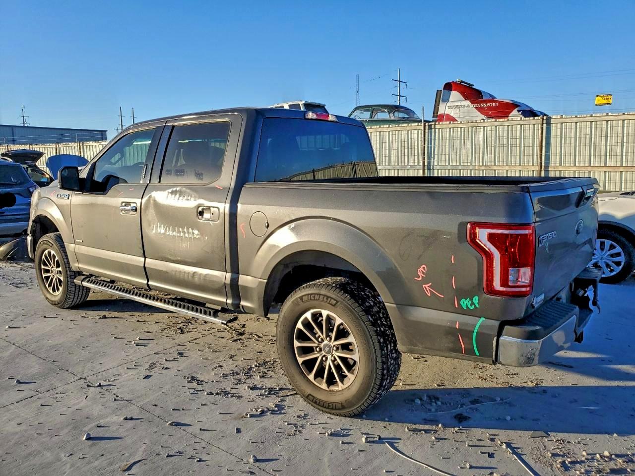 Ford F-150 Supercrew Image 12