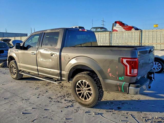 Ford F-150 Supercrew Image 12