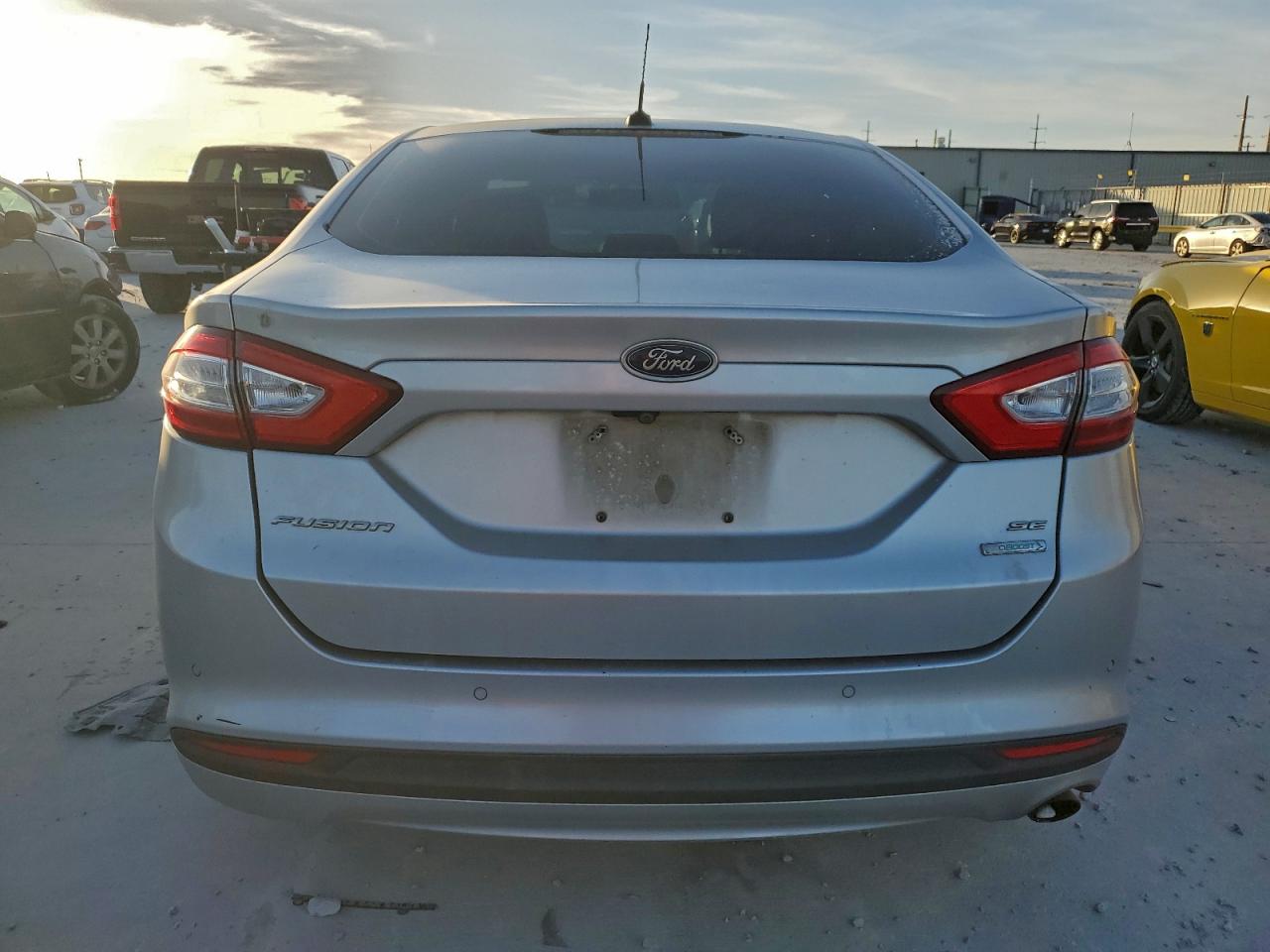 Ford Fusion Se Image 6