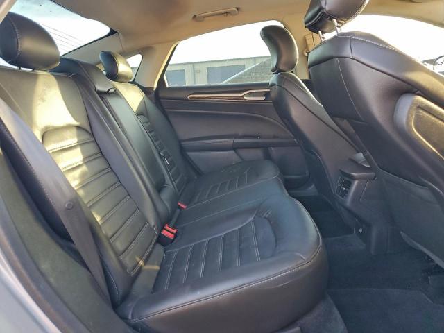 Ford Fusion Se Image 2