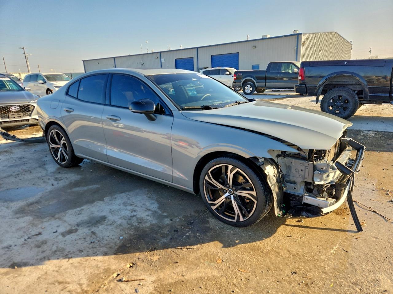 Volvo S60 Plus Plus Image 2