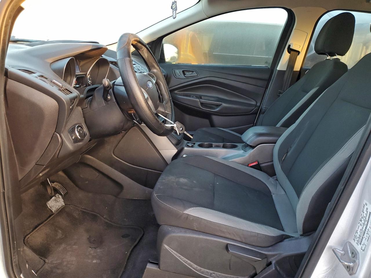 Ford Escape S Image 10