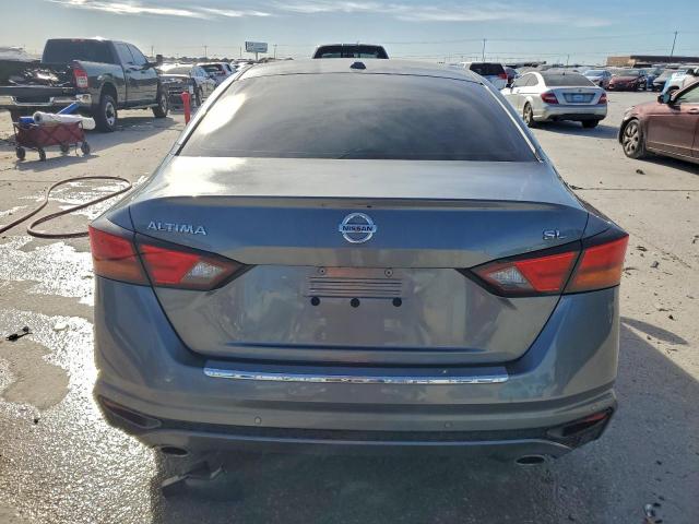 Nissan Altima Sl Image 9