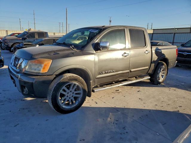 Salvage Nissan Titan
