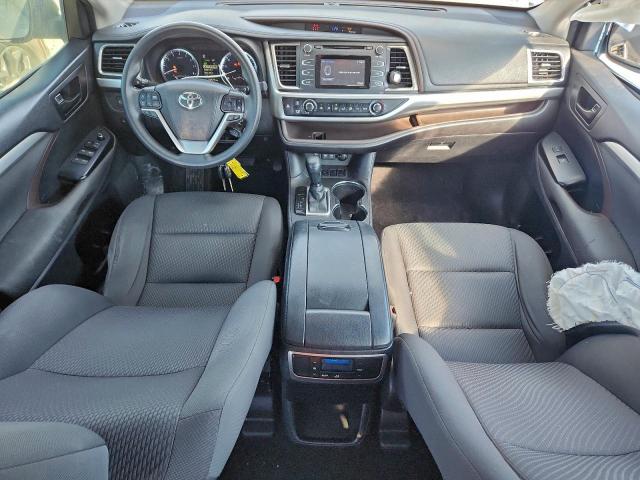 Toyota Highlander Le Image 10