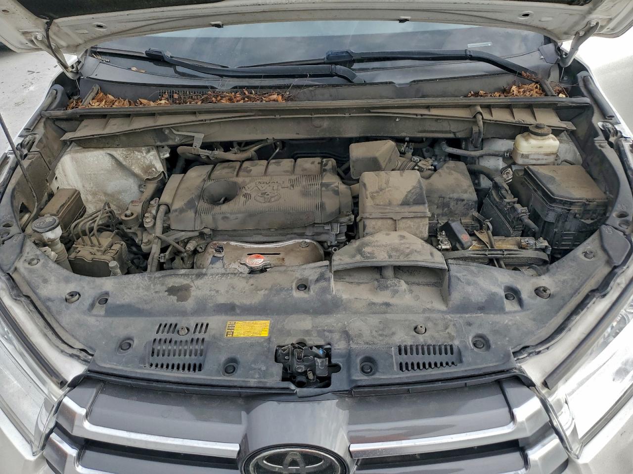 Toyota Highlander Le Image 13