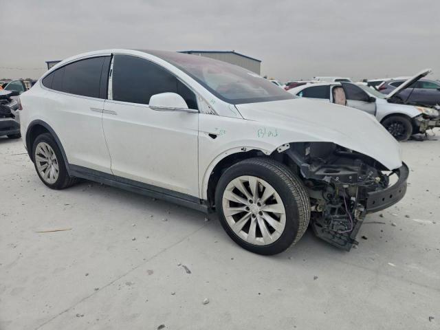 Tesla Model X Image 8