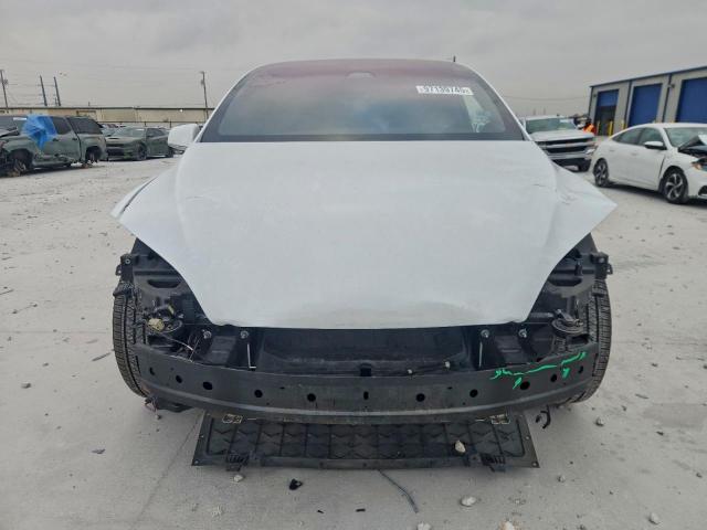 Tesla Model X Image 9