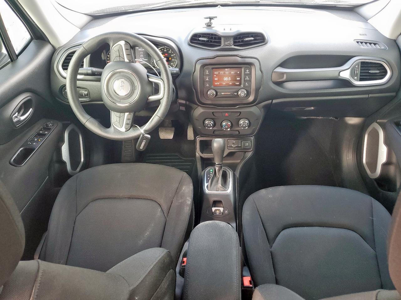 Jeep Renegade Sport Image 10