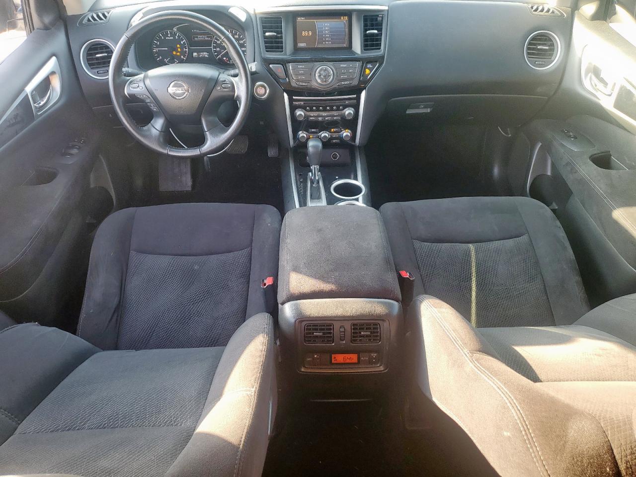 Nissan Pathfinder S Image 2