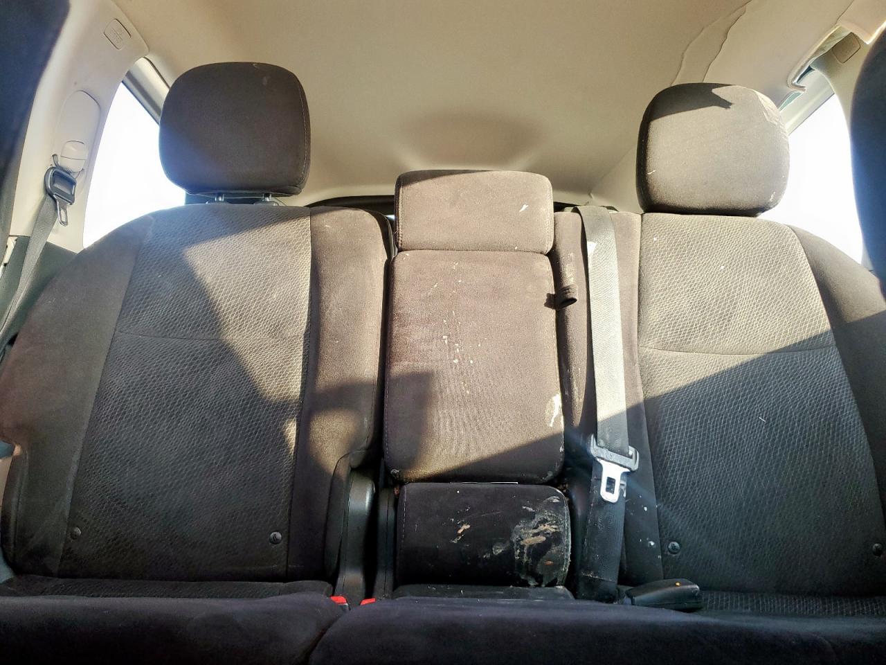 Nissan Pathfinder S Image 9