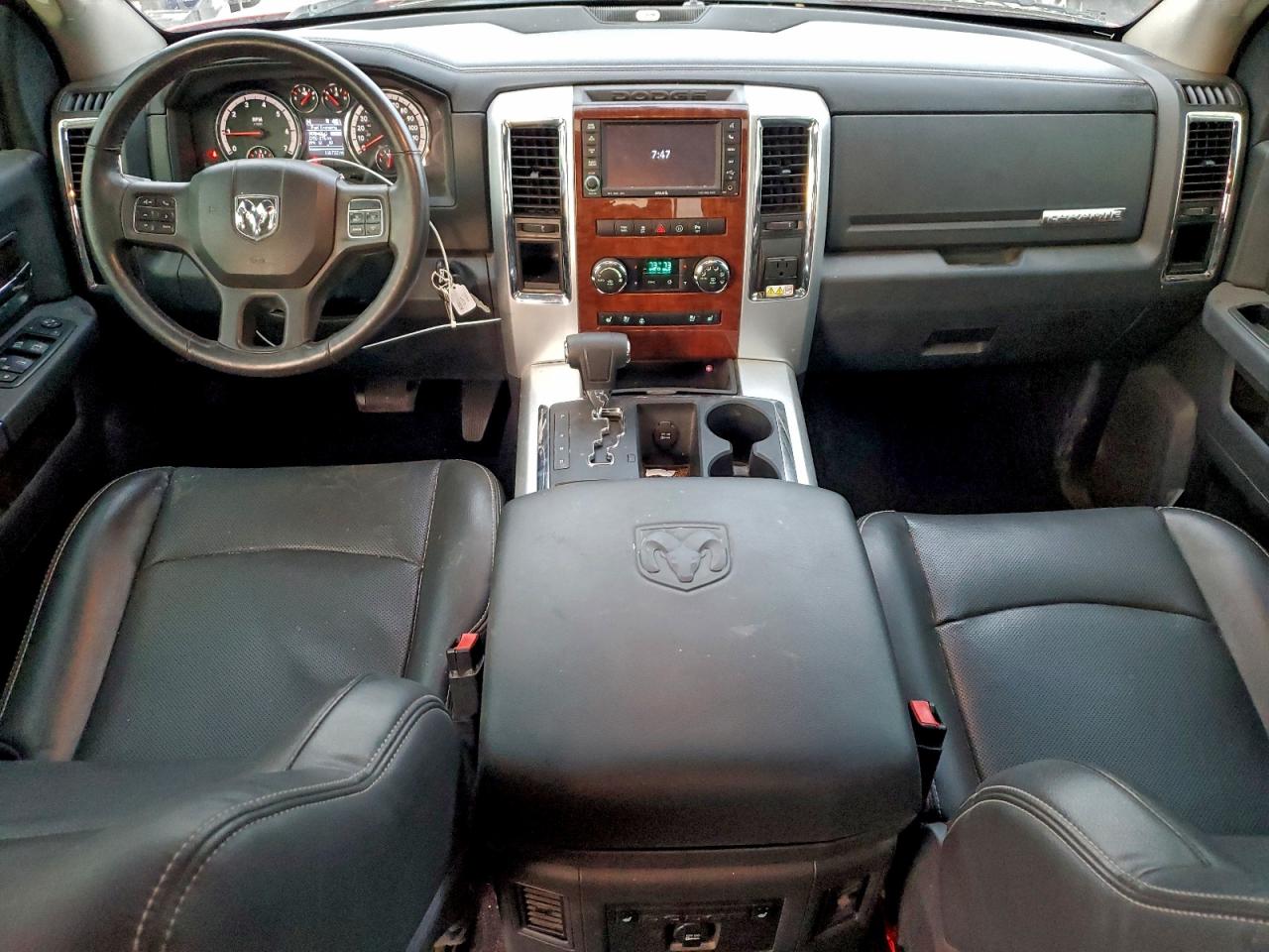 Dodge Ram 1500 Laramie Image 12