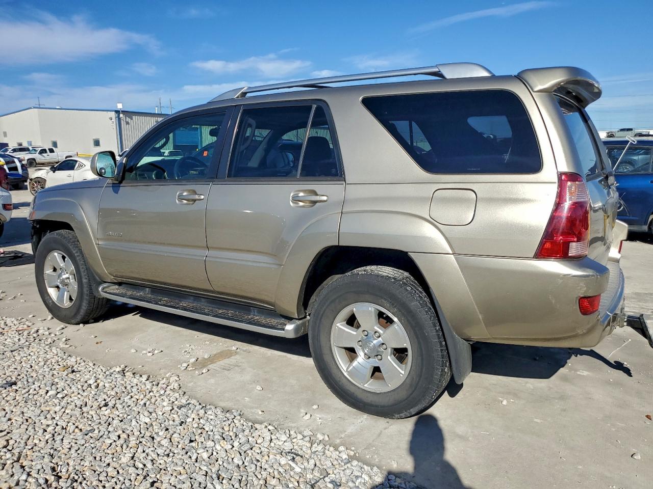 Toyota 4Runner Limited Image 3