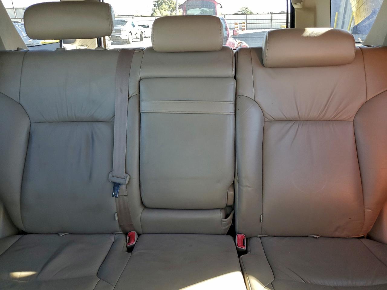 Toyota 4Runner Limited Image 10