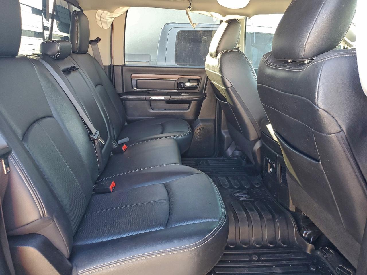 Ram 2500 Laramie Image 10