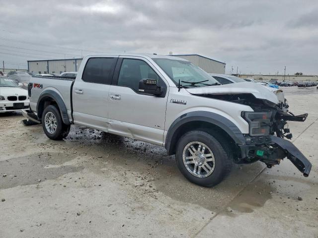 Ford F-150 Supercrew Image 8