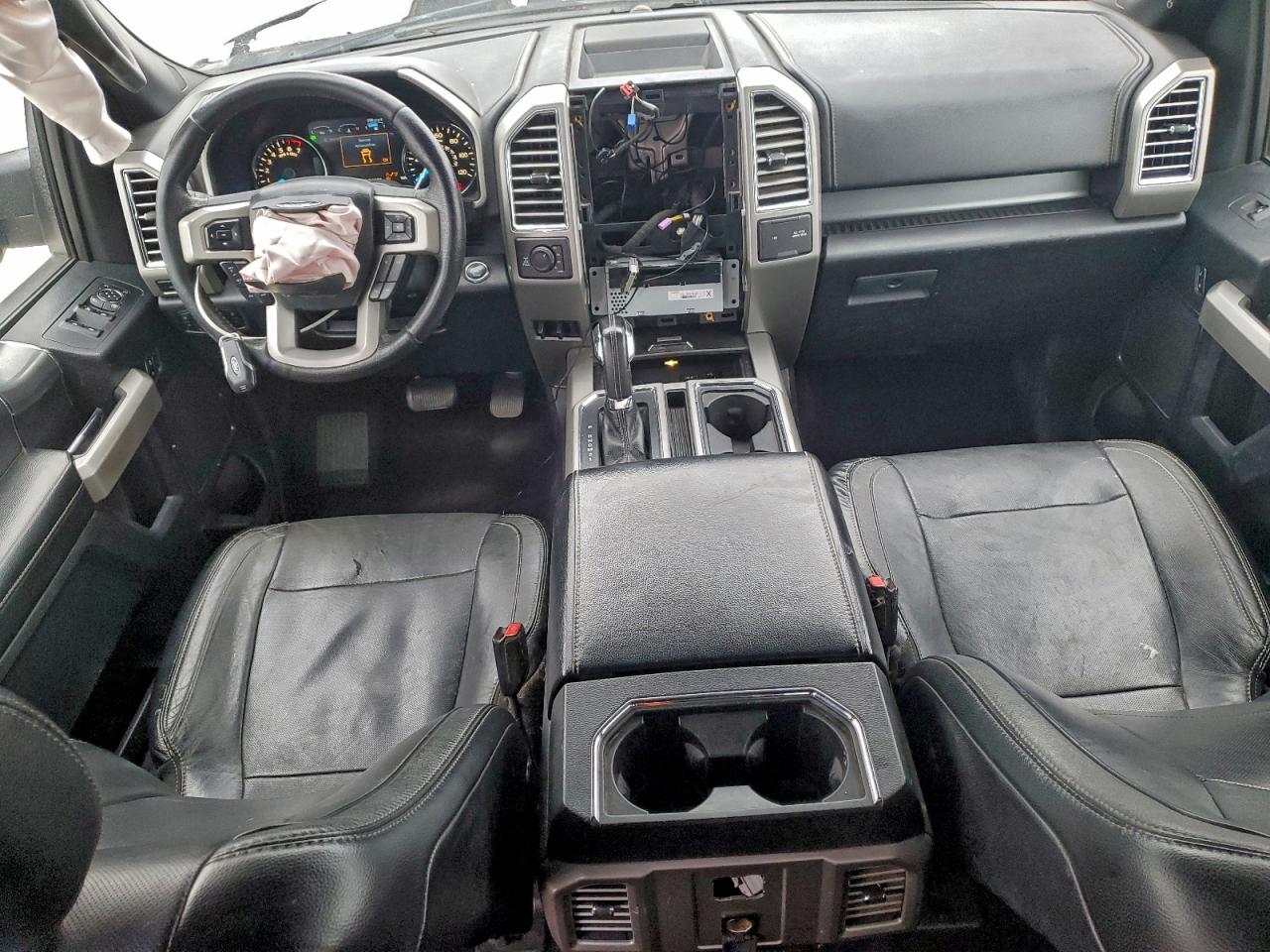 Ford F-150 Supercrew Image 5