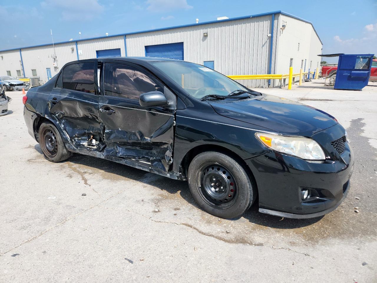 Toyota Corolla Base Image 3