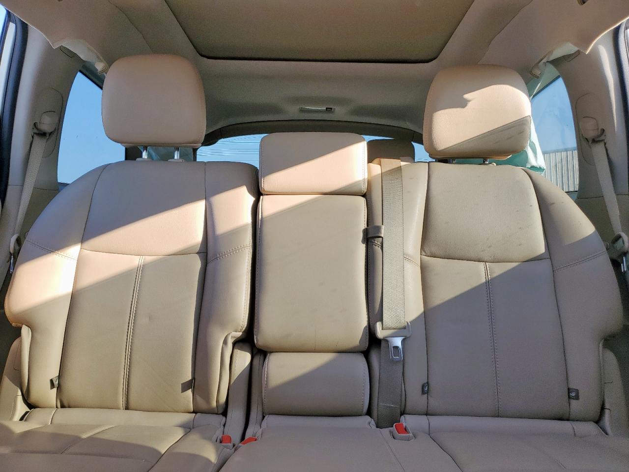 Nissan Pathfinder S Image 7