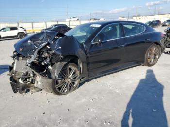  Salvage Porsche Panamera