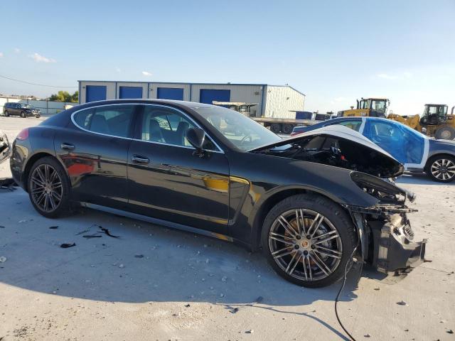 Porsche Panamera S Image 4