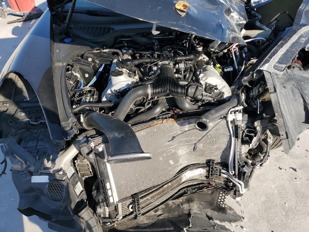 Porsche Panamera S Image 9