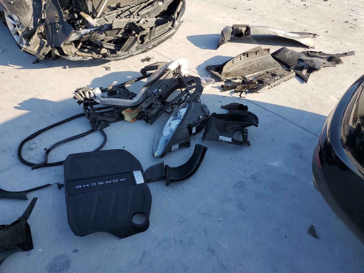 Porsche Panamera S Image 11