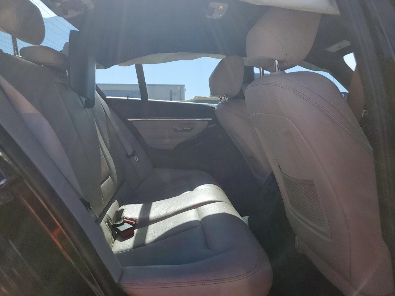 BMW 3 Series Xi Sulev Image 8